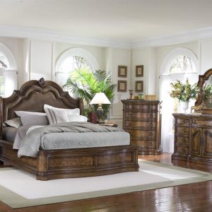 Pulaski Bedroom Sets And Curio Cabinets Seigerman S Furniture